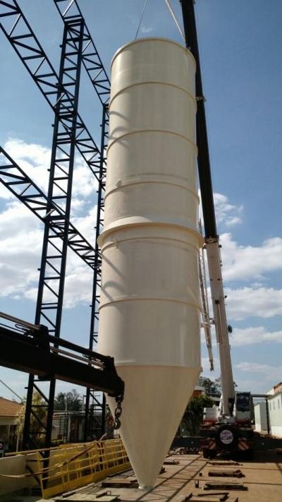 Fabricação de silos metalicos